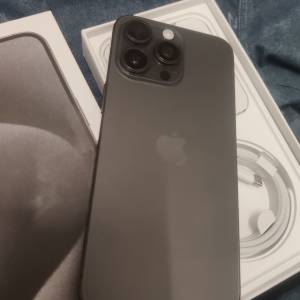 iPhone 15 pro max 512gb。