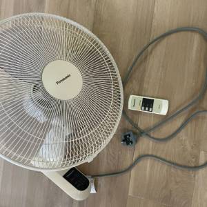 Panasonic 樂聲 F-409MH 16''  附遙控 6小時時間掣  16吋  40厘米 掛牆風扇