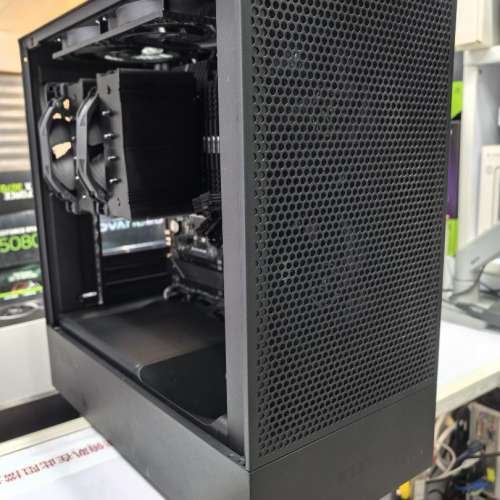 i7 13700K Noctua NH-D15 MSI PRO Z790-A Cosair RGB 64GB 980 Pro M.2 2TB SSD