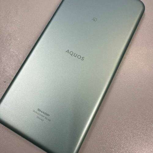 Sharp AQUOS Sense2 SHV43 日系手機
