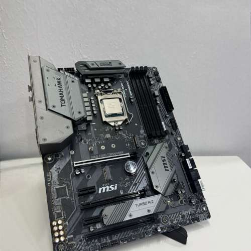 MSI MAG Z390 TOMAHAWK DDR4 + i7-9700K 🔥可以分開買~ 特價CPU # Intel Z390 底板...