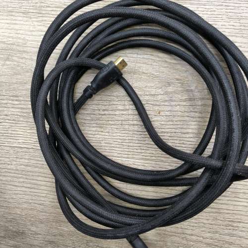 5M 喇叭線  信號線 HDMI 線  total4 條