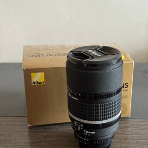Nikon 135mm f2 dc