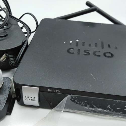 CISCO RV130W WiFi Router + CISCO SG95D-05 Giga Switch