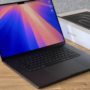 Macbook M4 MAX 16inch 32gpu 1TB  100%battery health