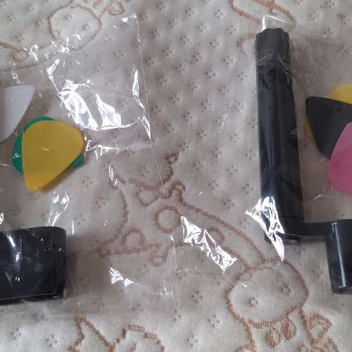 全新吉他上弦器 吉他卷弦器 卷線器 民謠吉他換弦工具 裝琴弦工具 (送Pick三片)