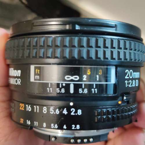 放95%新無花無MO兼少少塵原NIKON AF20mm 1.8 D鏡連HB-1遮光罩全套=$1000