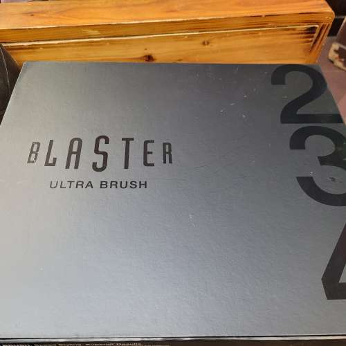 Blaster ultra brush 吹Set 頭髮梳，大中細size 3個