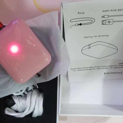 隨身掛頸式藍色燈負離子空氣清新機.防雾-霾小型負離子氧氣機全新 有盒有說明書