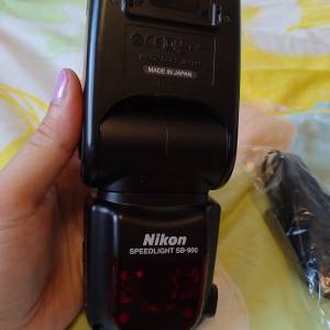 Nikon Speedlight SB-900