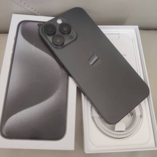 iPhone 15 pro max 512 gb黑