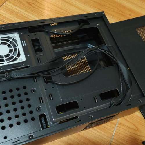 maxxon Micro ATX 機箱  1st Player 280W火牛