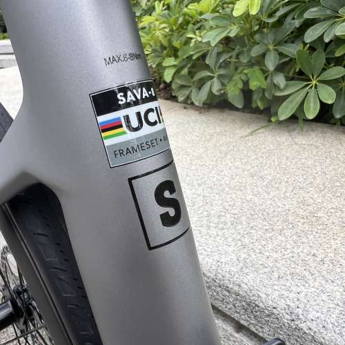 2025 SAVA A7L 24速油剎桶軸碳刀碳纖維公路車 送水架前後蛙燈