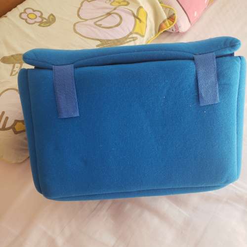 相機鏡頭包包 98%成新 w28cm  d17cm  h18cm  tuenmun take