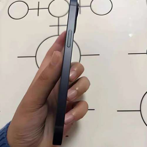 Iphone13  512G ，95新，雷電效率91 % ，5G 雙咭雙待