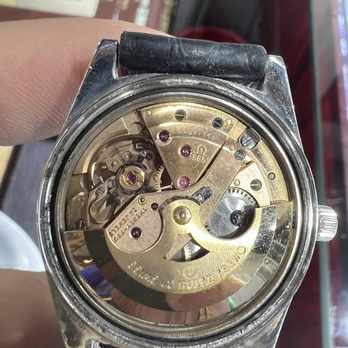 omega 全自動手錶