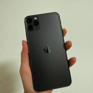 iPhone 11 Pro Max  512G ，電池效能90 %，個人自用機