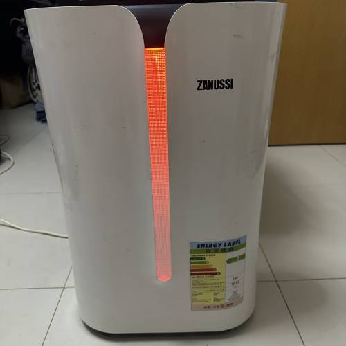 意大利Zanussi(金章)22公升壓縮式抽濕機ZD228DA