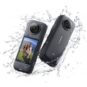 Insta360x4