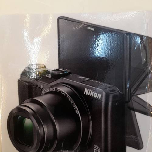 ( 追星族相機皇 ) Nikon A900 35x Zoom W&igrave;th Reversable Monitor Digital Camera