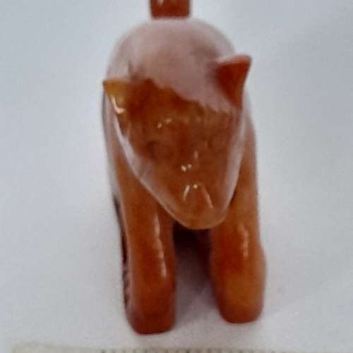 紅東陵A玉雕老鼠擺件，約2.5乘2.5 吋。全立體雕刻好工。no.4.6.25