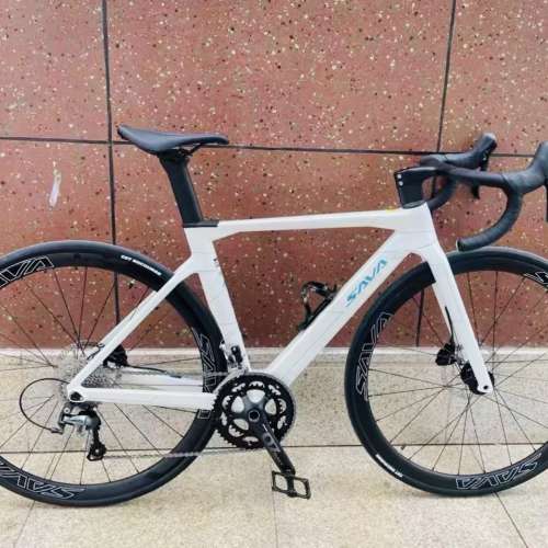 2025 SAVA A4 20速油剎桶軸碳纖維公路車 送水架前後蛙燈