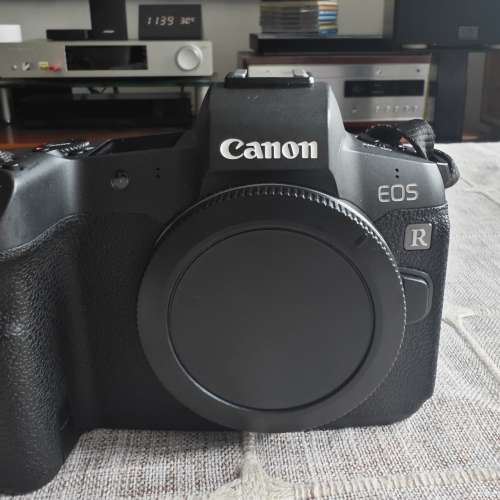 Canon EOS R