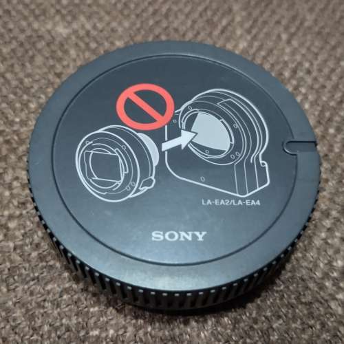 SONY原廠增距鏡轉接器LA-EA2/LA-EA4前蓋