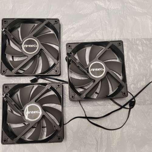 Antec 機箱風扇三把, 每把10蚊, 三把一起賣