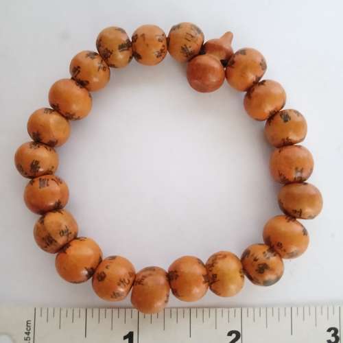 一手四條10mm木佛珠手串,每粒珠刻上南無阿彌陀佛，古舊 存貨4條共售138元。no.D5.6.25