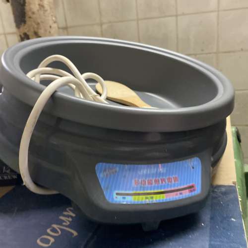 火鍋鍋煎炒煮炸都用到嘅煲