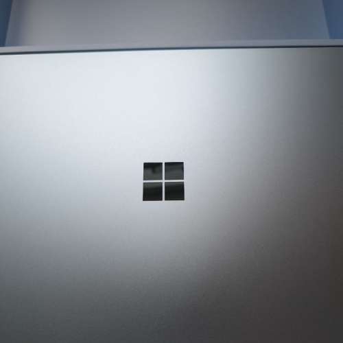 Microsoft Surface Laptop 7, Snapdragon x Elite 16g ram  512g ssd