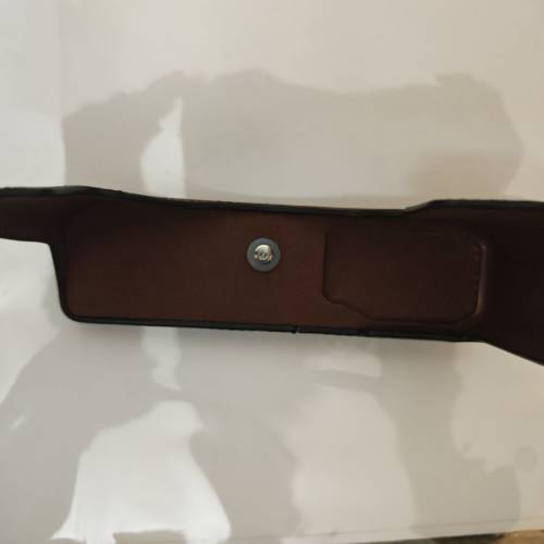 ZFC咖啡色真皮保護套+牛皮肩帶