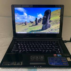 新淨 14吋 Asus u80v Laptop ( 一小微光點）