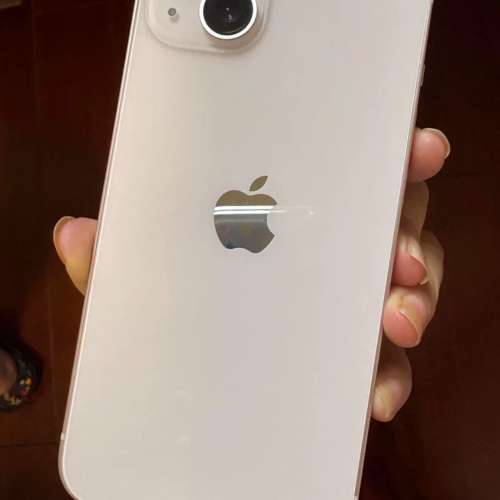 iPhone 13 512G ，電池效能86 %，換機放售，已貼上原裝鋼化Mon及贈送全新手機套。