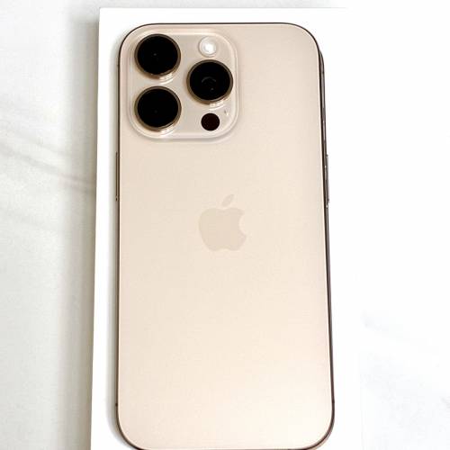 iPhone 16 pro 256GB 沙漠金 香港行貨