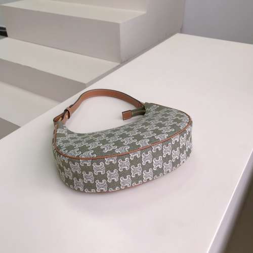 Celine AVA  最新的刺繡