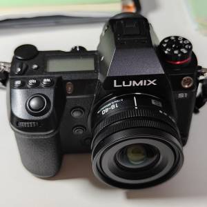Panasonic S1 Panasonic 18-40mm