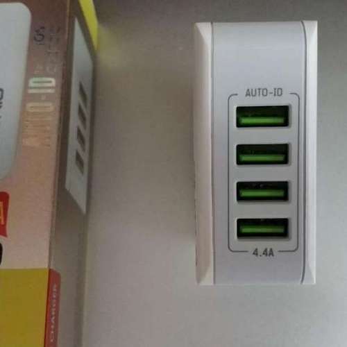 (包平郵)LDNIO 4-USB (A4403)手機 DC 5V/4.4A(Auto Max)22W 充電器 4-Port 旅行CN ...