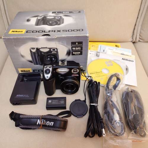 Nikon Coolpix 5000 新淨有盒2/3"大CCD相機 數碼相機 CCD Camera 等效28-85mm廣角...