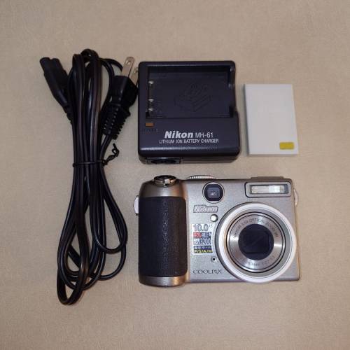 Nikon Coolpix P5000 新淨尼康1/1.8"大CCD相機 數碼相機 CCD Travel Camera 等效35...