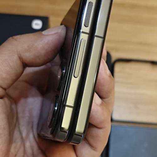 小米 Mi Flip mix 行貨 12+可交換iPhone 14 15 16 pro max 我加錢