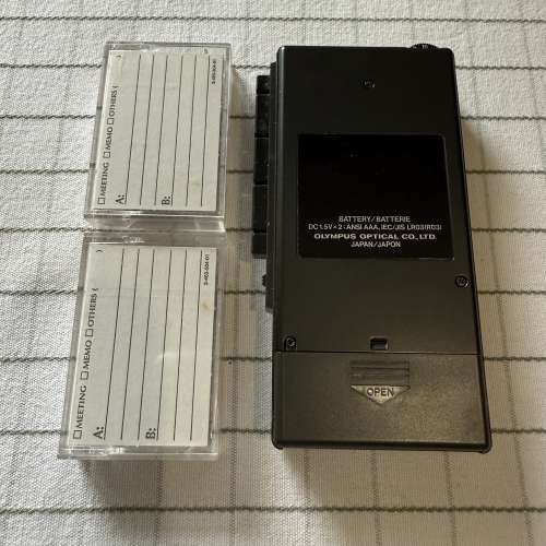 99% 新 古董級 Olympus L100 Micro Cassette 錄音機