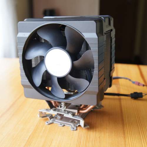 Cooler Master V6 雙風扇6管道塔式CPU散熱器