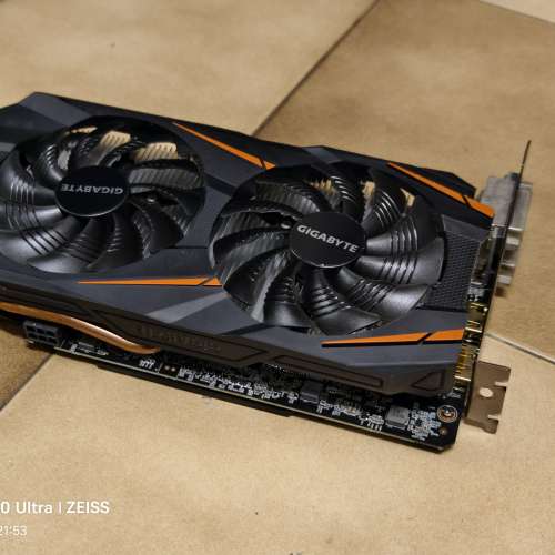 技嘉GTX1060 6G很新基本沒怎麼使用，已經清理灰塵