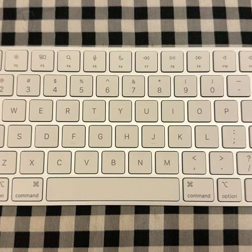 新款 Apple Magic Keyboard 3 白色 行貨 100%全新 Apple專門店買入$729 未曾使用 全...
