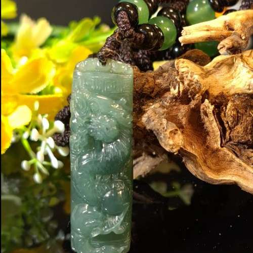 立體仿古龍雕洒金無事牌﹑隨形雕飄花鳳凰對牌