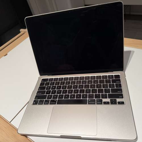 MacBook Air M2 2022 8GB 512GB Battery 100%