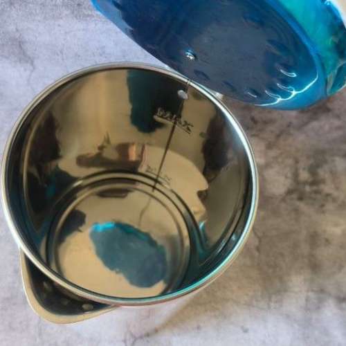 全新 白色 綠色 電水壺 電熱水壺 2.3L