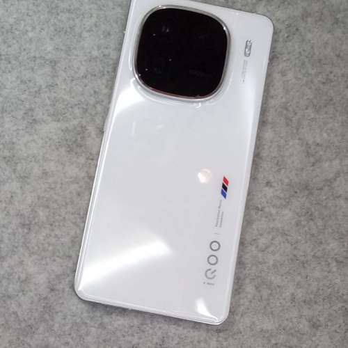 Vivo Iqoo12,賽道版,(256GB),94%新.
